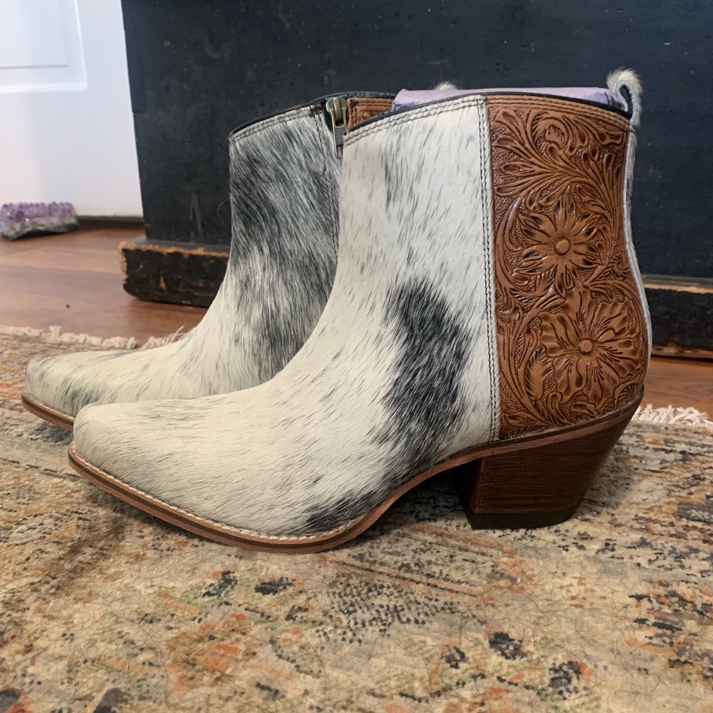 Beautiful hand made boots never worn I have 1pairs each pair is 90.00